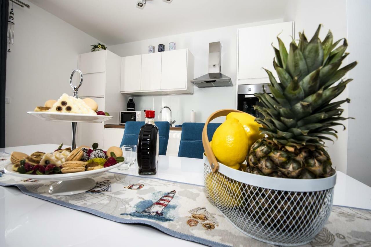 Blue Pearl Apartment Rogoznica  Exterior photo